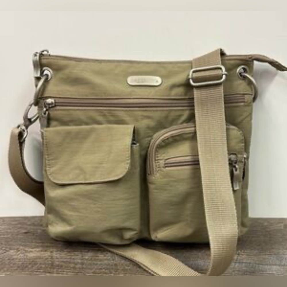 Crossbody Bag With Multiple Pockets - image 1